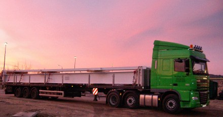 Schwerlasttransport einer Stahlkonstruktion von Metallbau Schubert Markersdorf nach Mannheim 